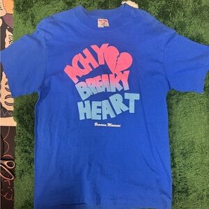 Achy Breaky Heart Graphic Shirt Large